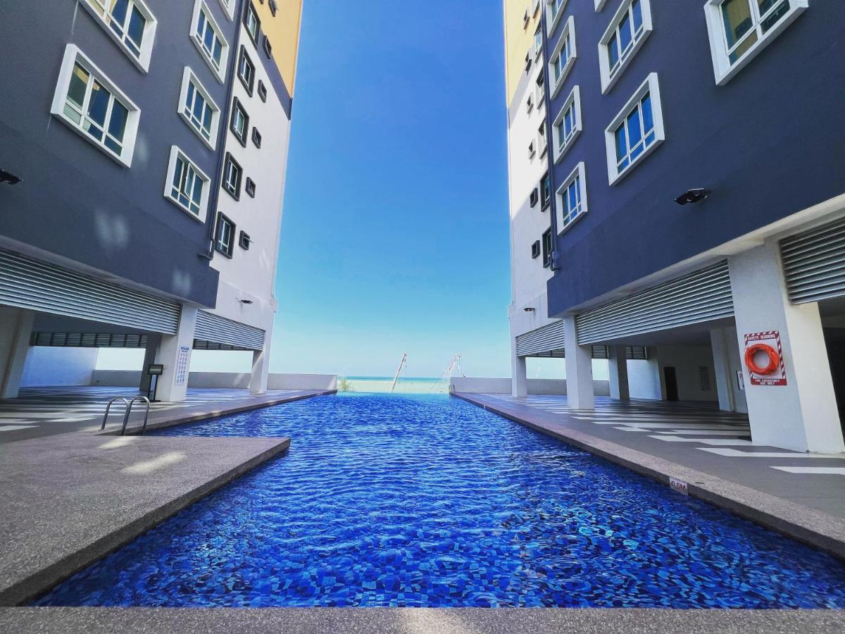 Ureshii Homestay Ladang Tanjung Kuala Terengganu With Pool المظهر الخارجي الصورة